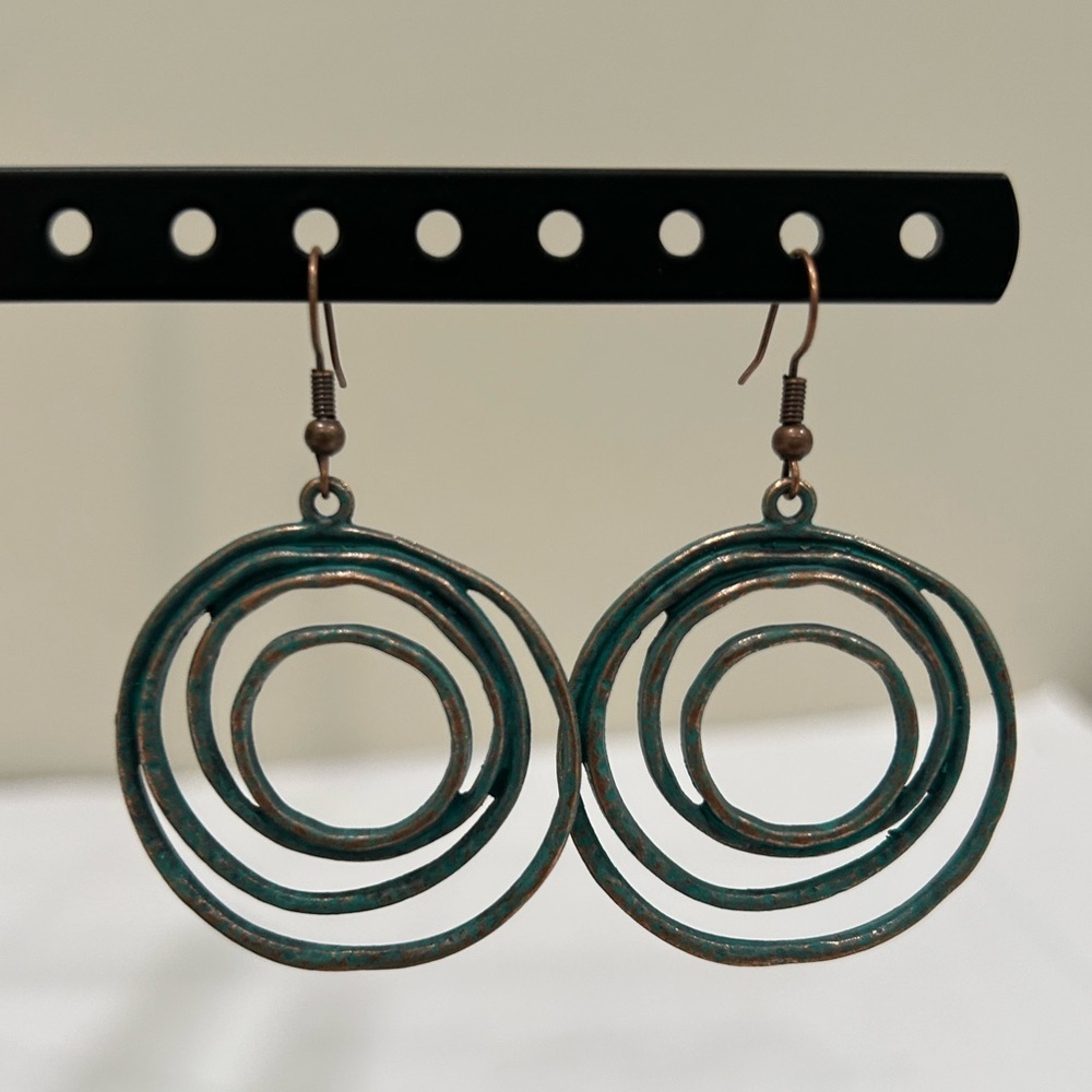 Elegant Spiral Hoop Earrings